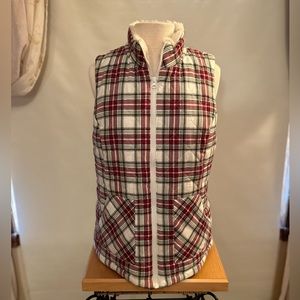 Maurices plaid vest. Size L